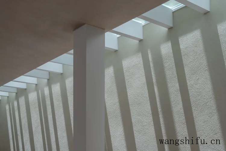 304l和304哪个贵（304l和304哪个更好）