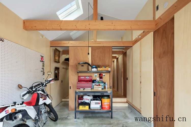 男士皮带哪个牌子高档(男人系什么皮带有档次) 男士皮带哪个牌子高档(男人系什么皮带有档次)