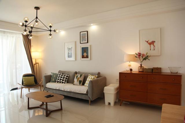 西安旧房翻新,原来地砖旧了还有这三种办法能翻新,后悔把家里全撬了重铺! 西安旧房翻新,原来地砖旧了还有这三种办法能翻新,后悔把家里全撬了重铺!