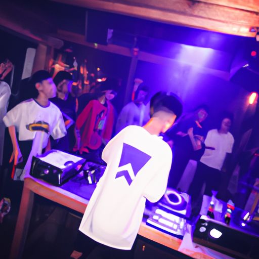 华帝 老板 帅康 哪个好