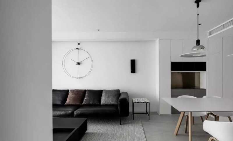 掉皮掉灰的墙面用什么能贴? b38d4698eb47f98465d6c5644abd3cfb_12c24169-df68-4320-bd81-1c15ce72b097.jpg