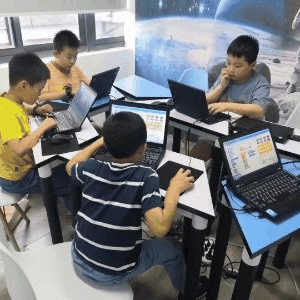 合肥小图灵乐高编程机构标识