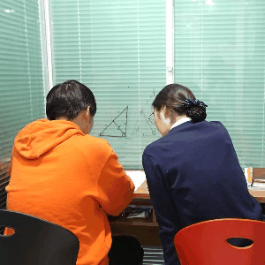 励学教育(邢台)机构标识